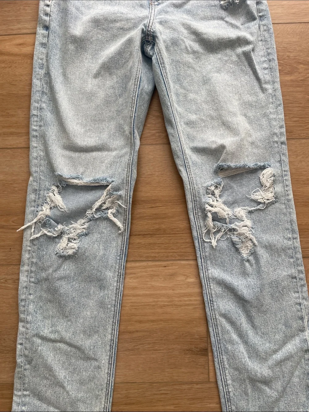 American Eagle Outfitters Super High Waisted Ripple Ankle straight Leg Jean 4 L